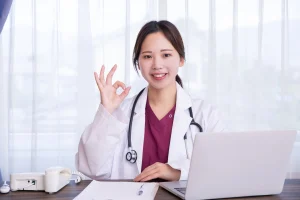 小顔整形の主な4種類｜顔の悩みごとに候補になる手術と続く期間