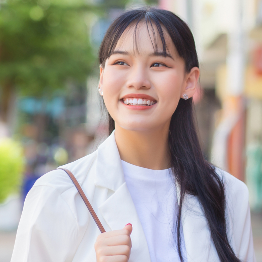 女性の写真